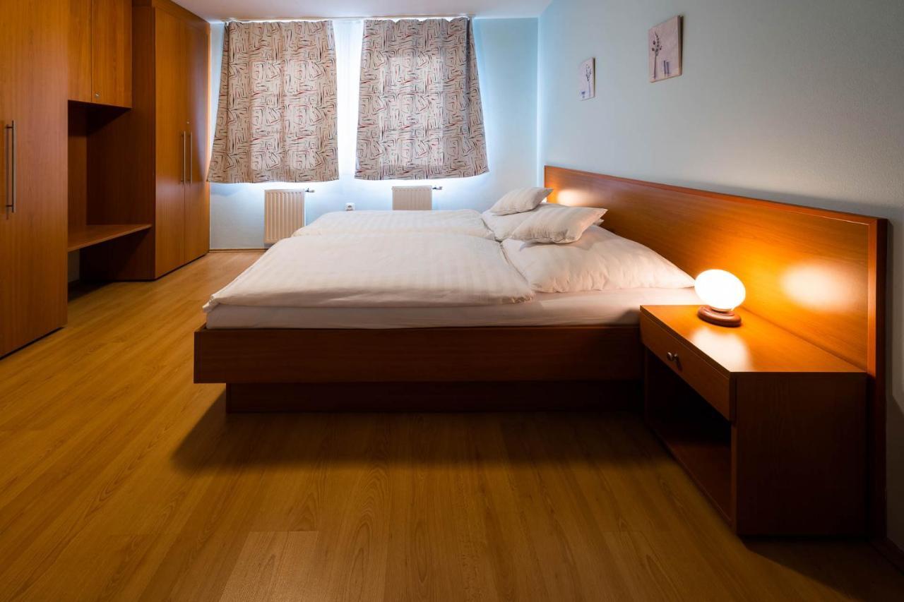 Apartman Eliska Třeboň Dış mekan fotoğraf