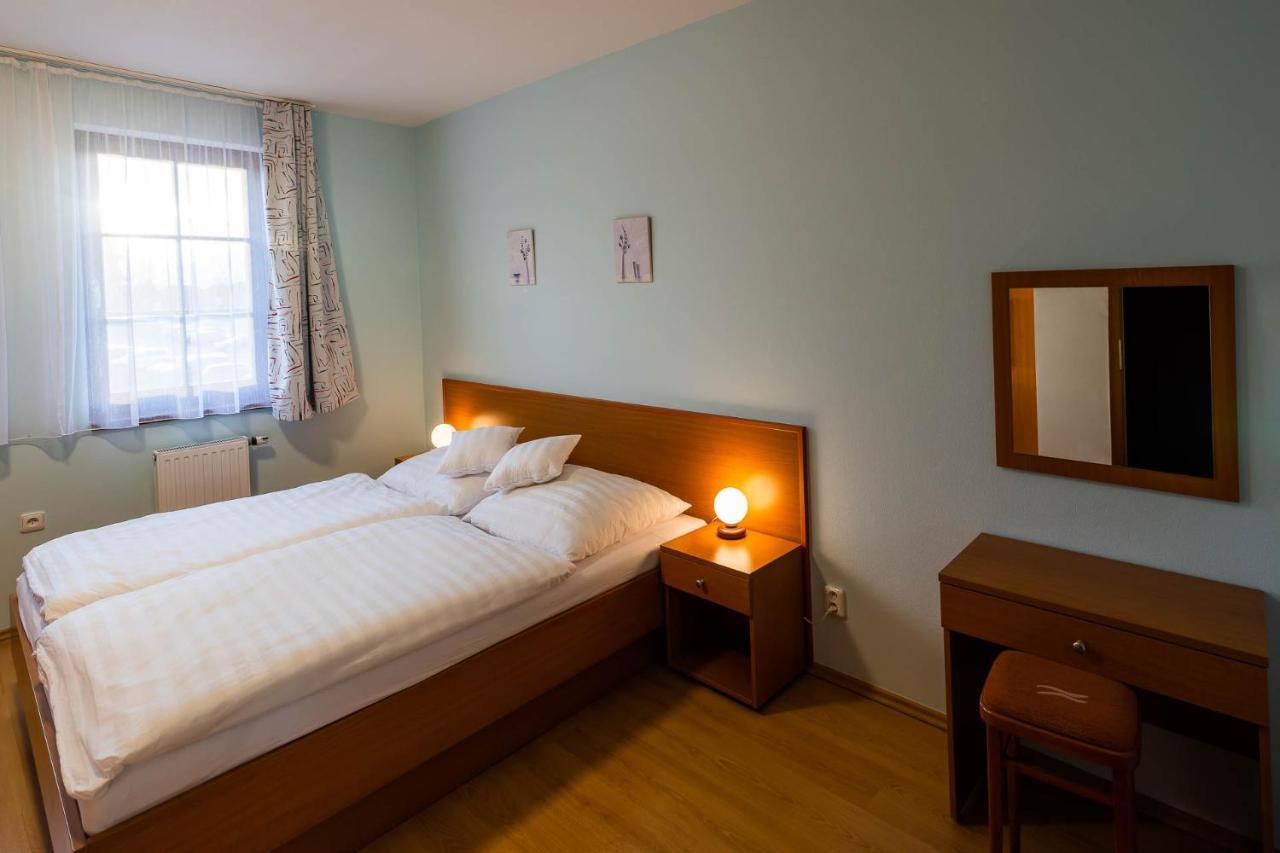 Apartman Eliska Třeboň Dış mekan fotoğraf