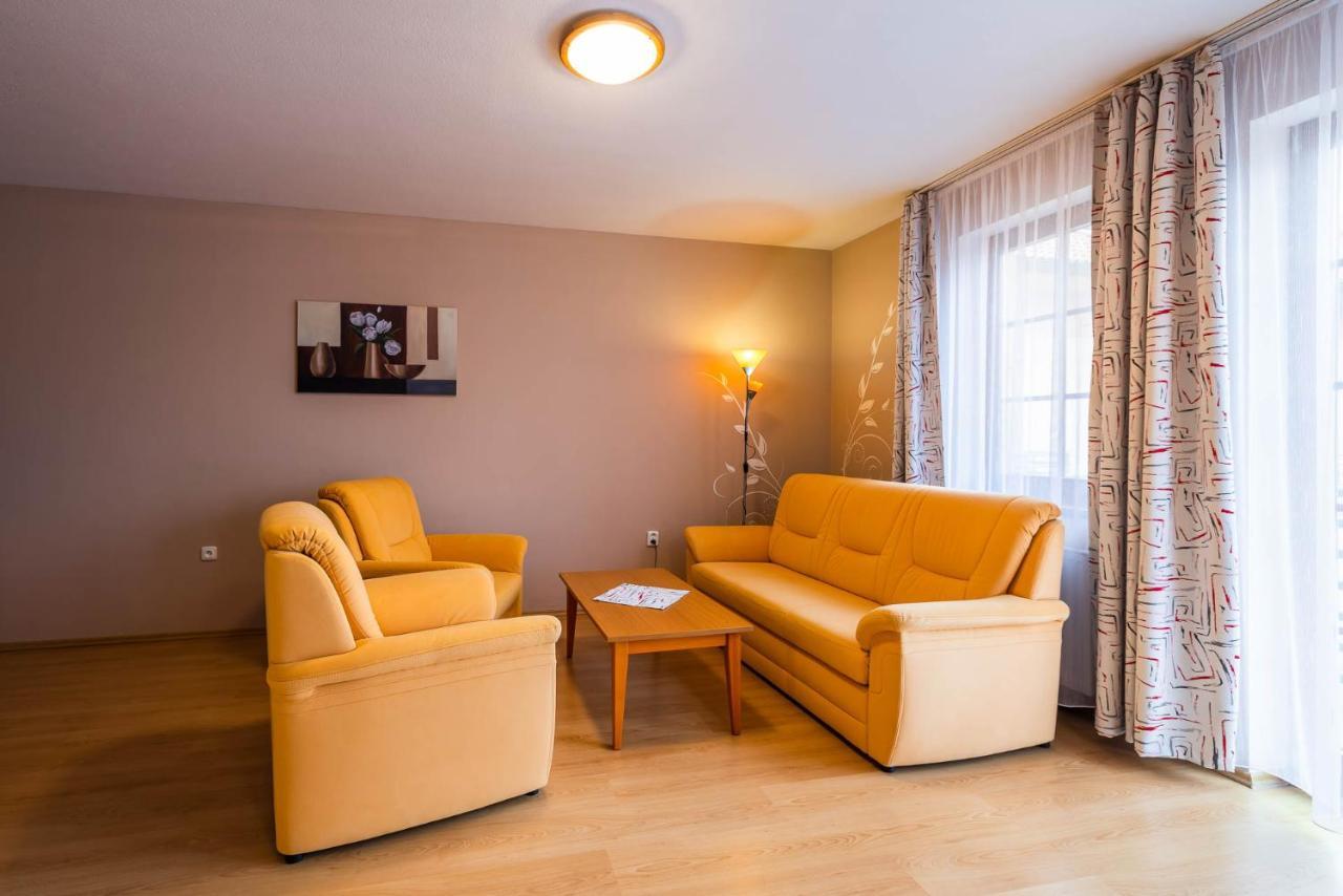 Apartman Eliska Třeboň Dış mekan fotoğraf