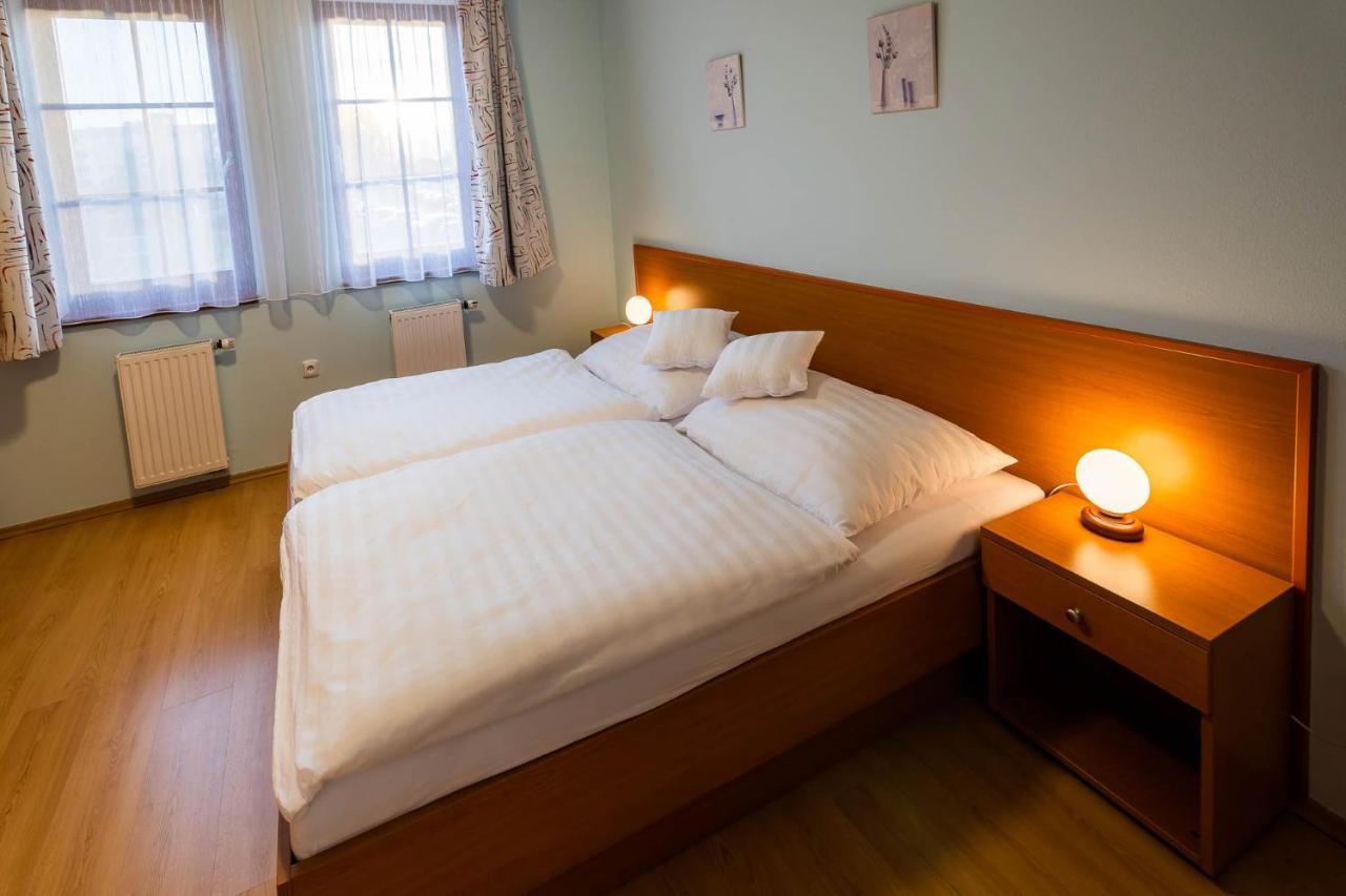 Apartman Eliska Třeboň Dış mekan fotoğraf